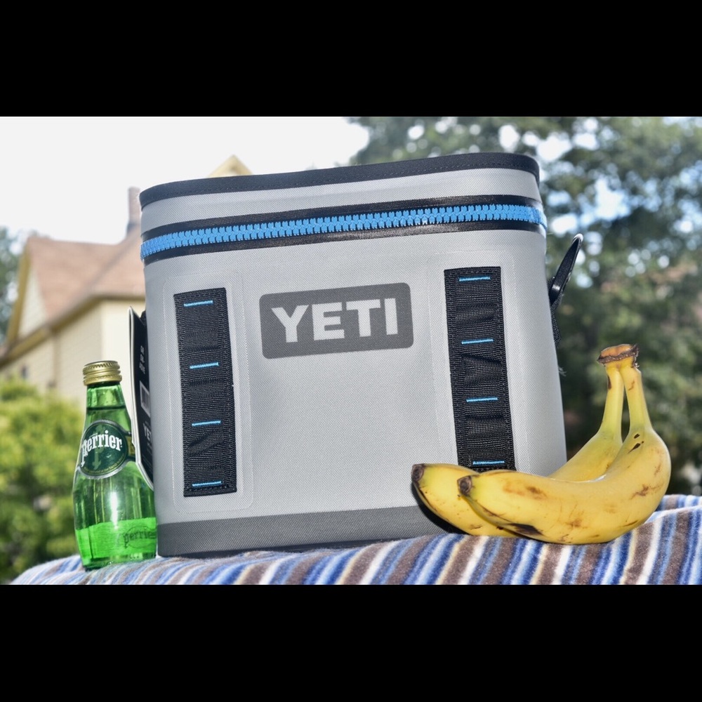 NWT (Hopper 8) Yeti soft Cooler